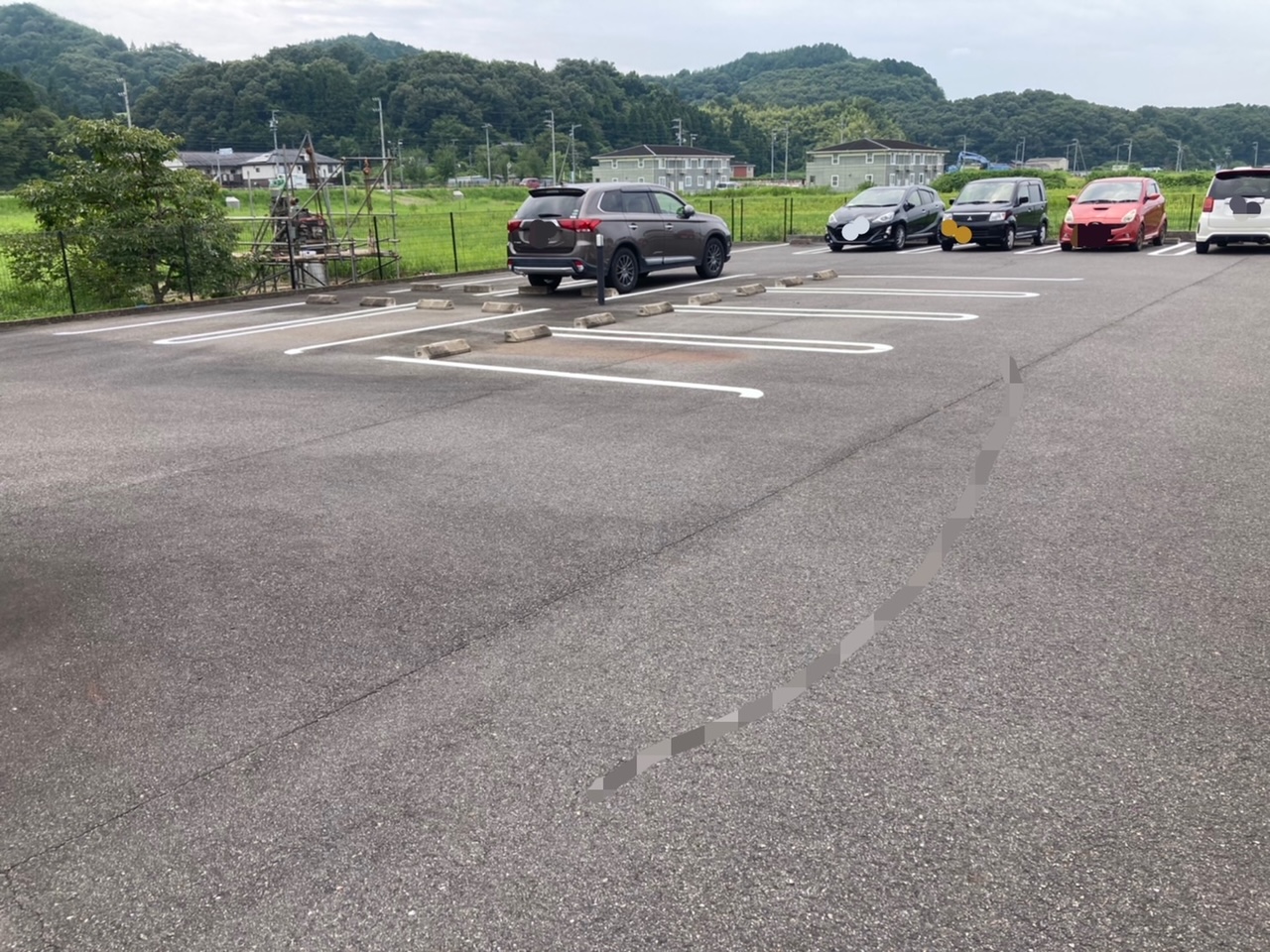 岐阜県可児郡御嵩町　駐車場　ライン引き