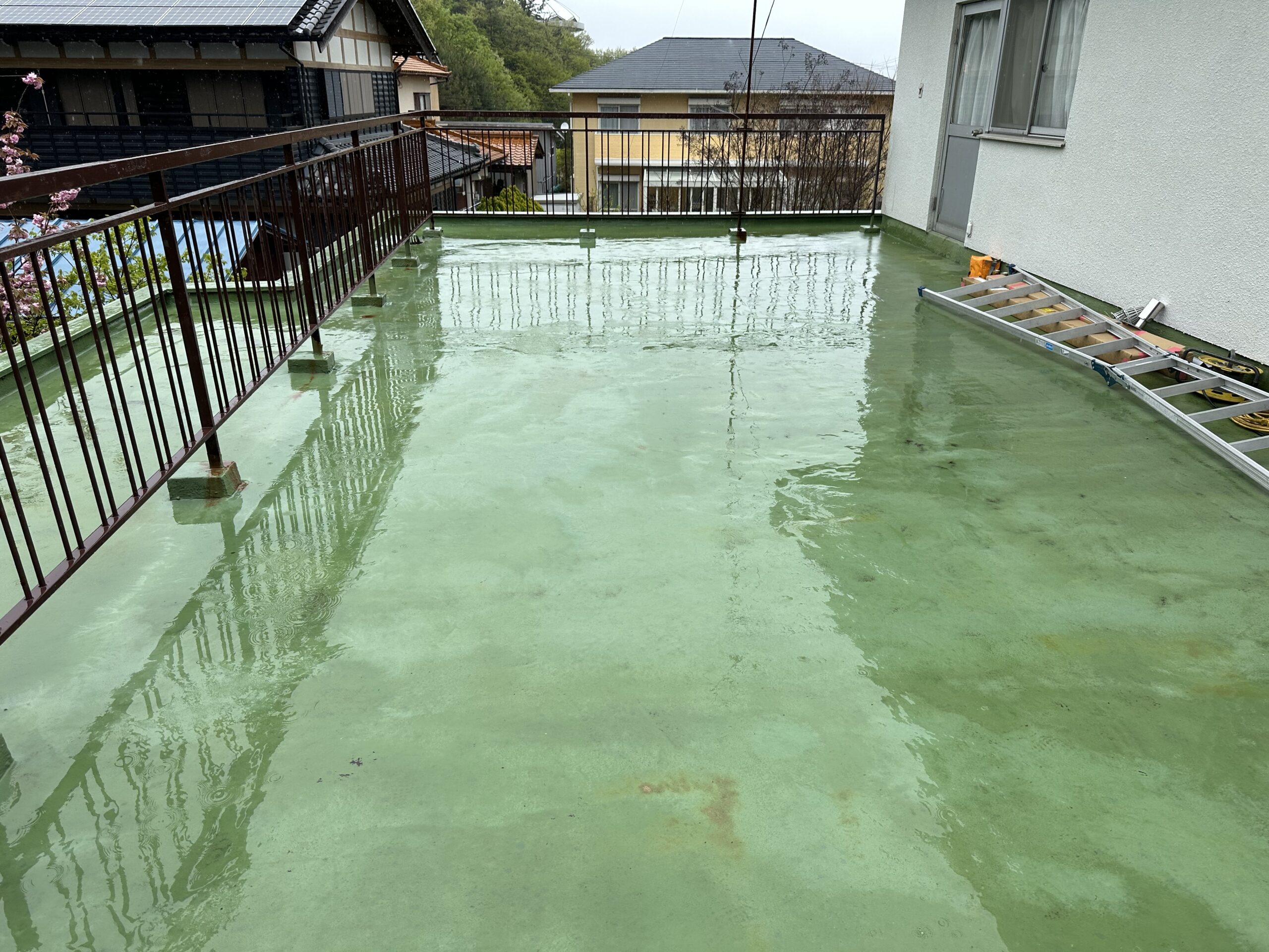 岐阜県土岐市住宅で高圧洗浄