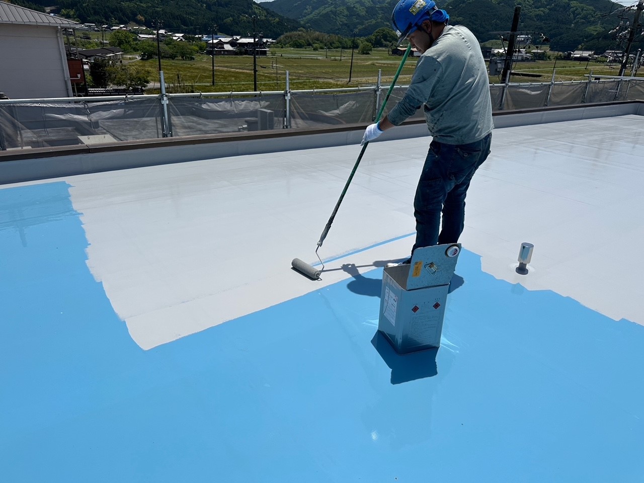 三重県伊賀市　会社社屋　屋上　ウレタン塗膜防水