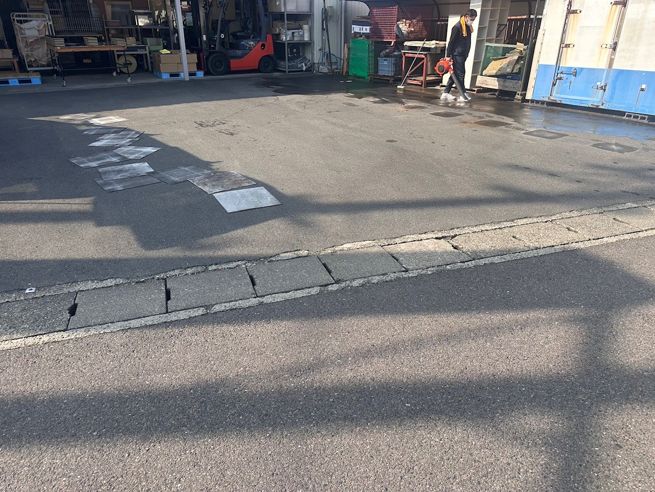 岐阜県岐阜市　駐車場　ライン引き