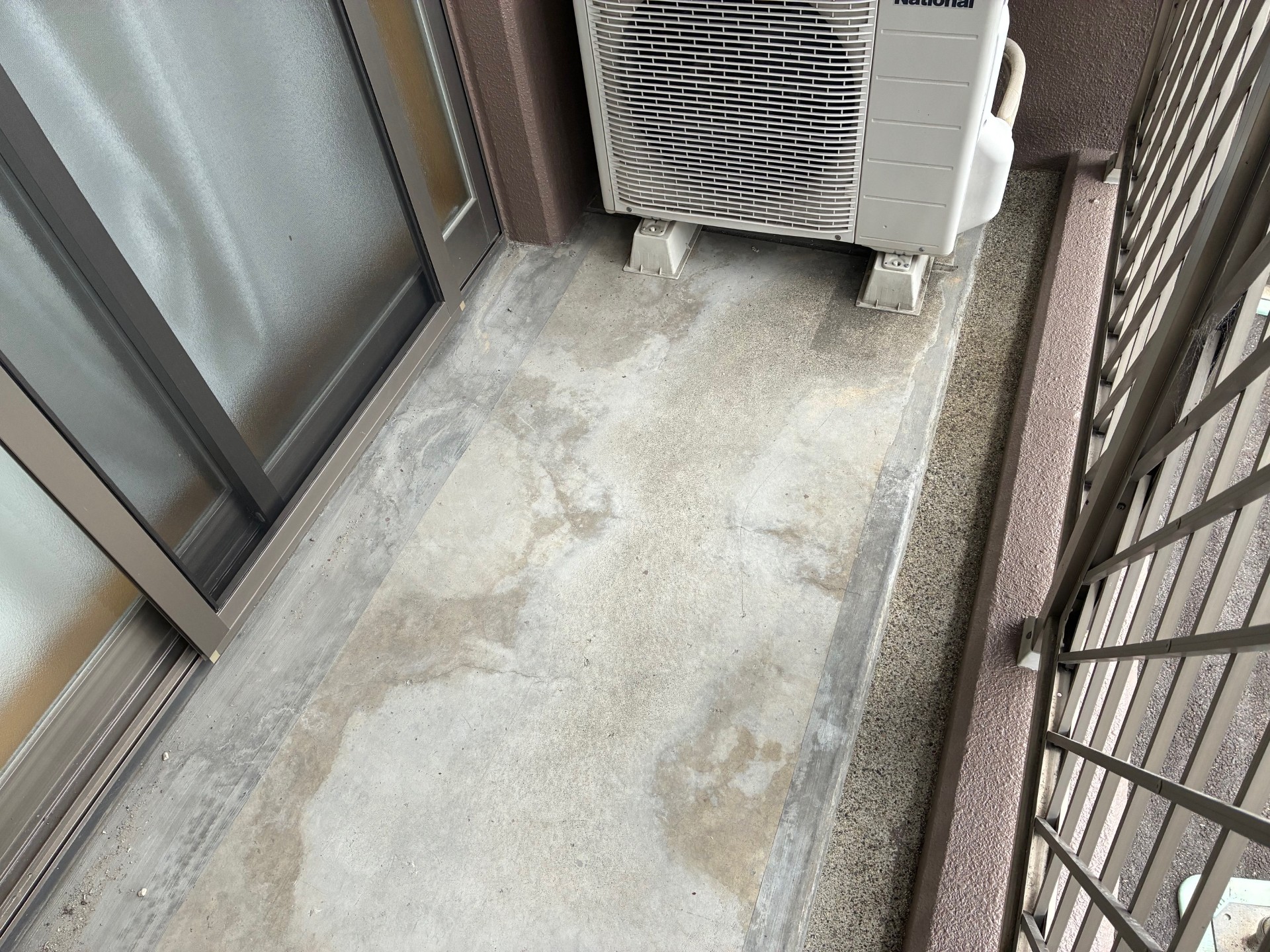岐阜県可児市　マンション　改修工事　バルコニー　ウレタン塗膜防水