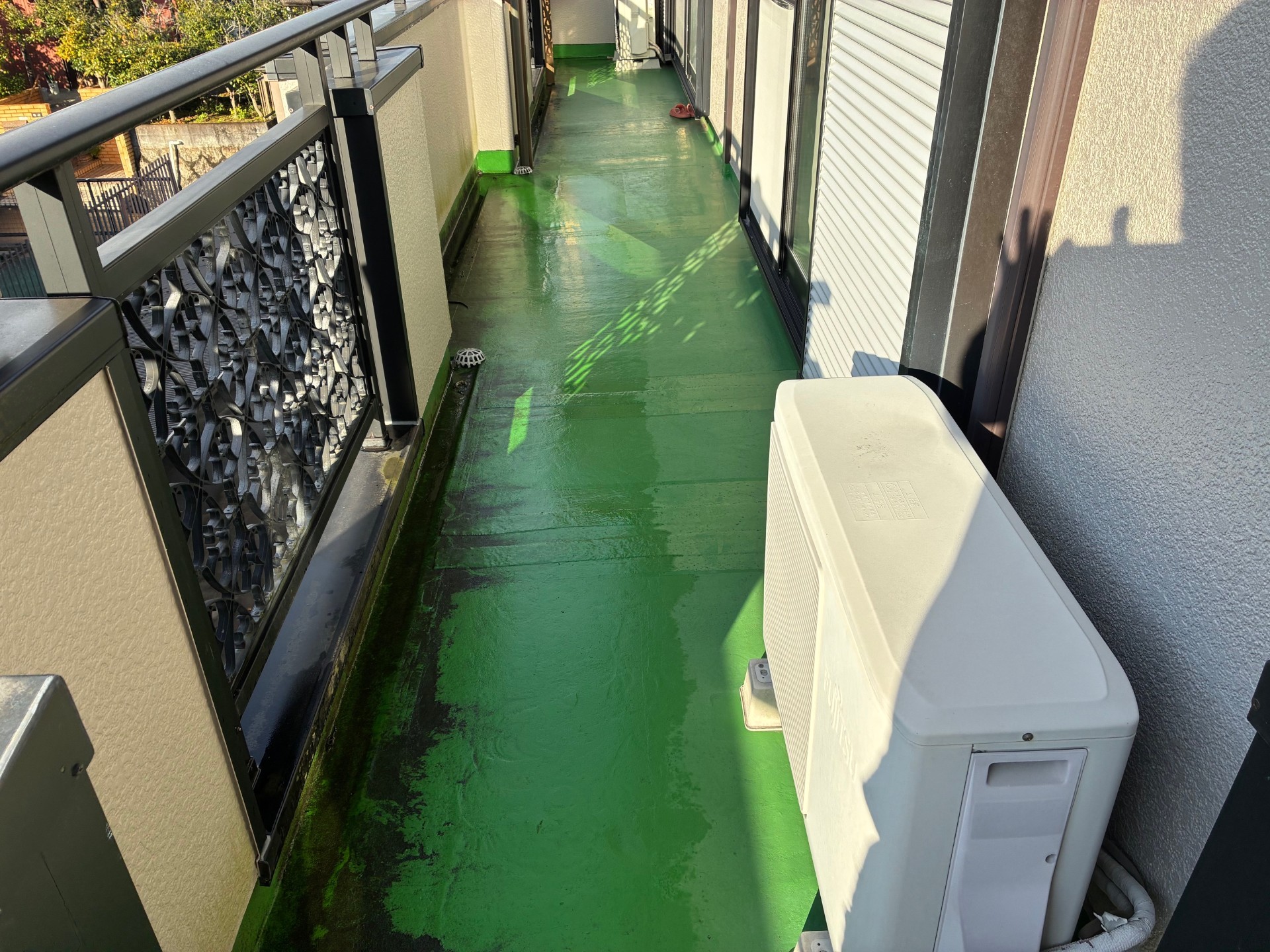 愛知県小牧市　住宅　バルコニー　ウレタン塗膜防水