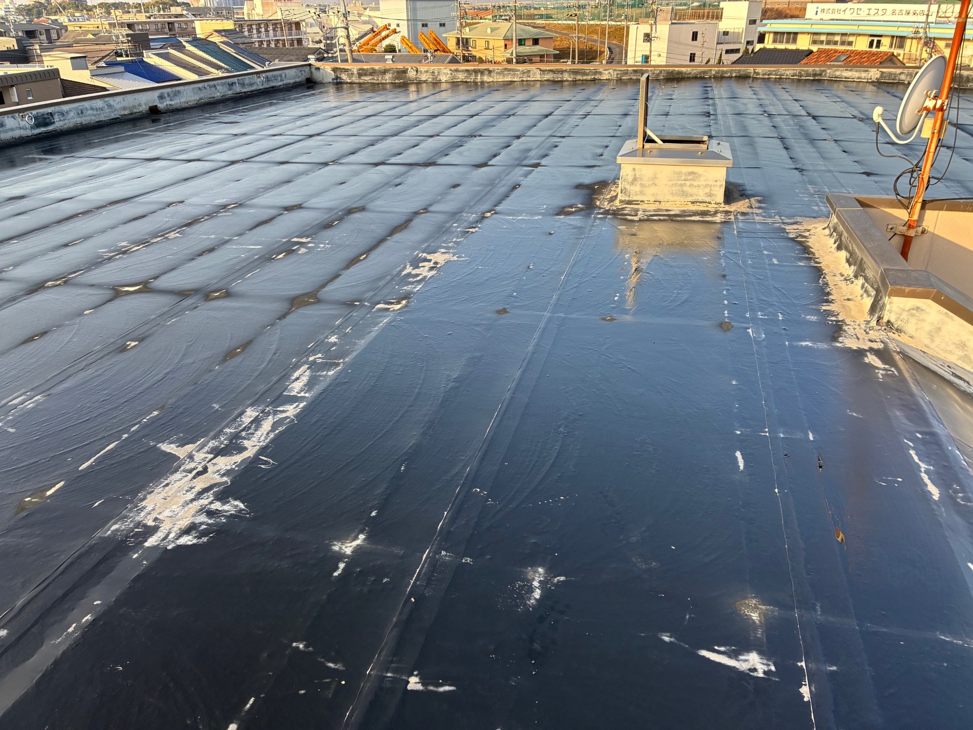 愛知県名古屋市中村区　屋上　ウレタン塗膜防水
