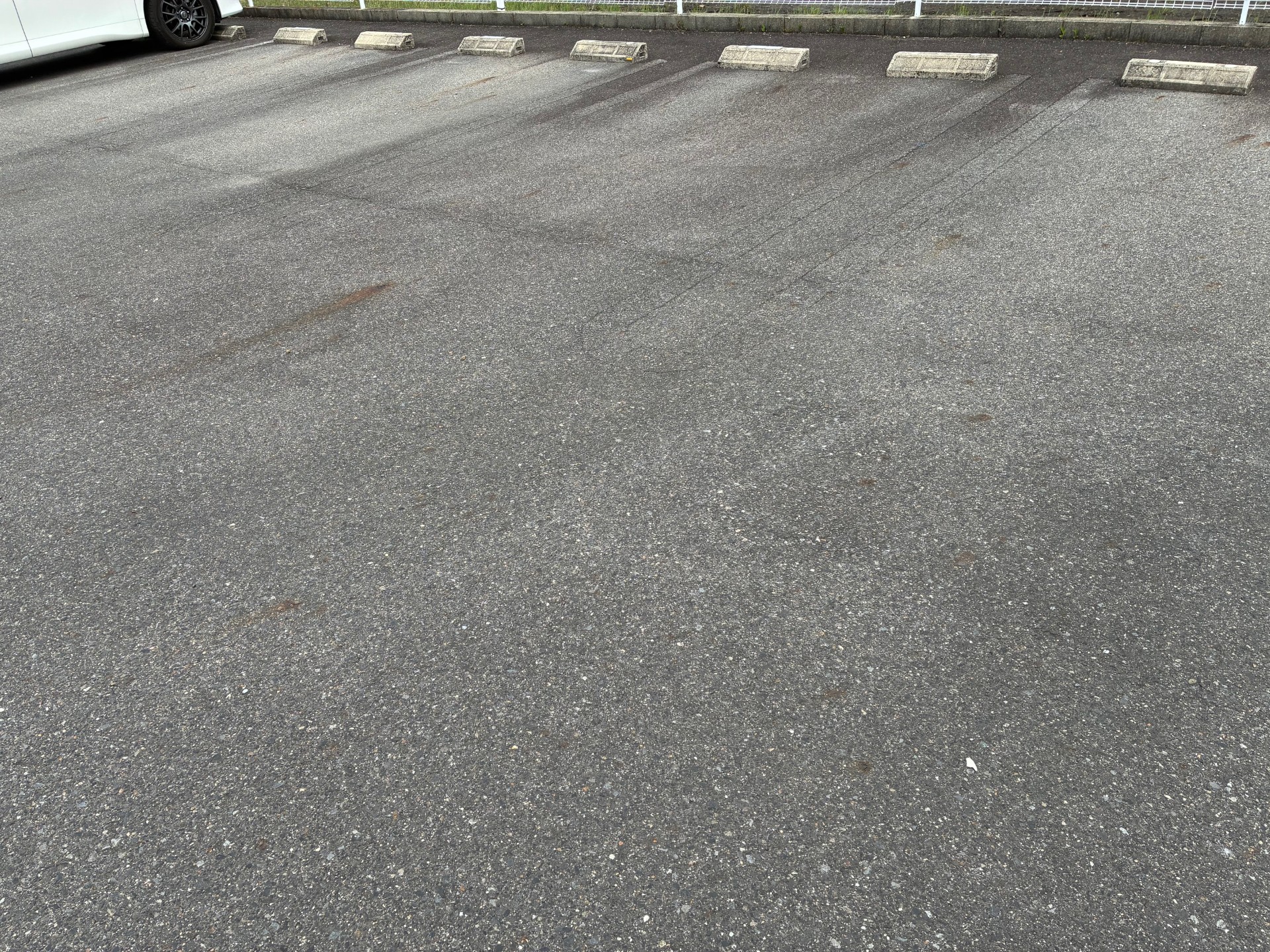 岐阜県可児市　駐車場　ライン引き