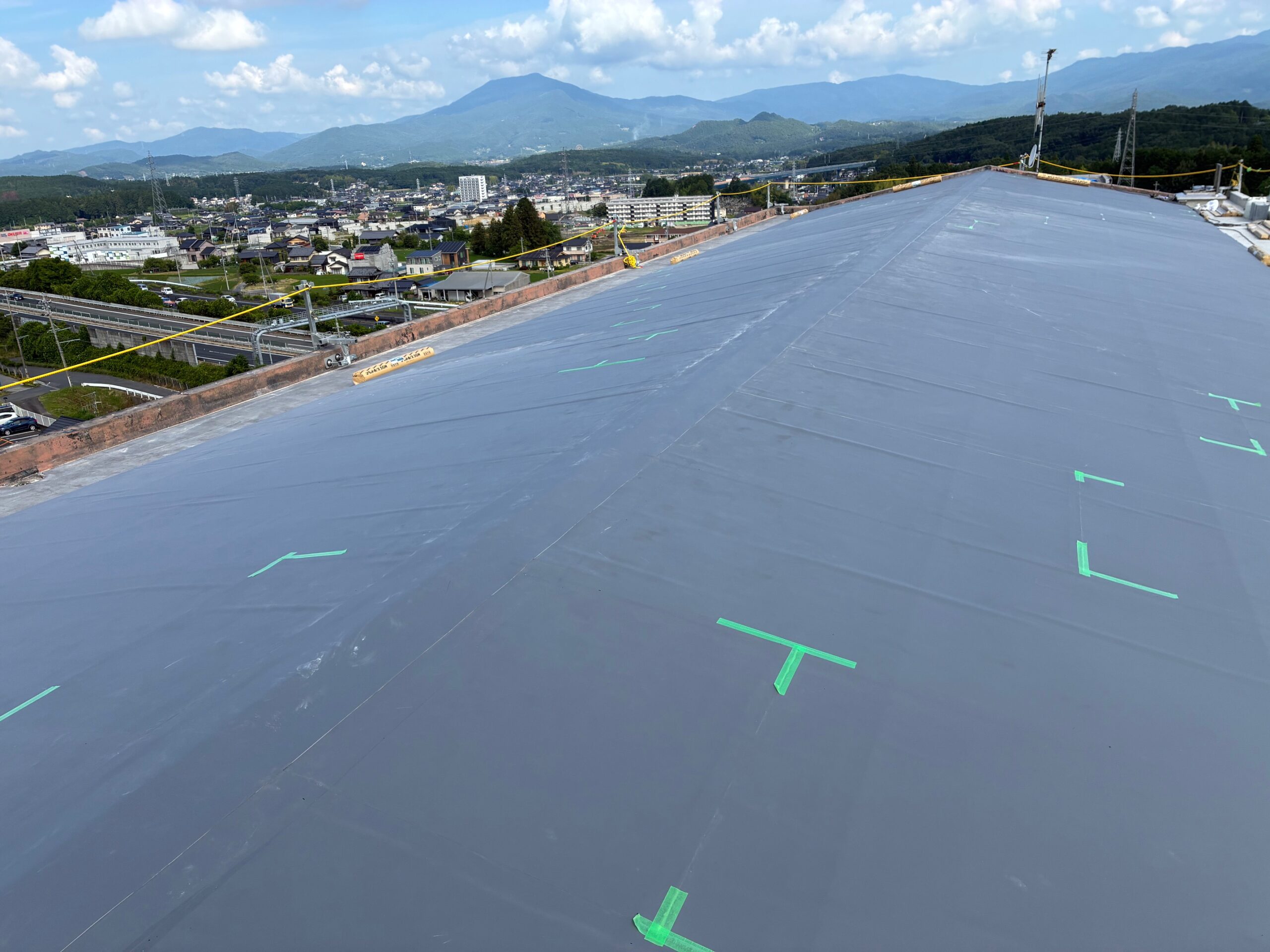 岐阜県中津川市　マンション　改修工事　屋上　塩化ビニル樹脂系シート防水