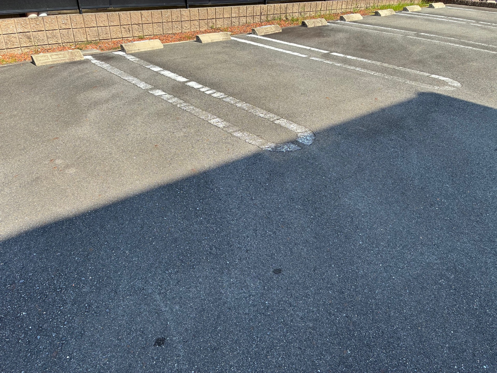 岐阜県多治見市（東濃）　駐車場　ライン引き