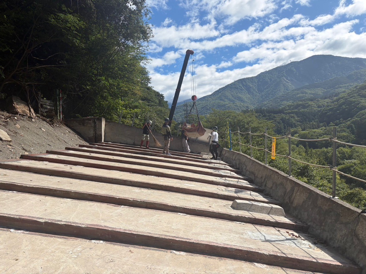 岐阜県高山市奥飛騨温泉郷　改質アスファルトシート防水